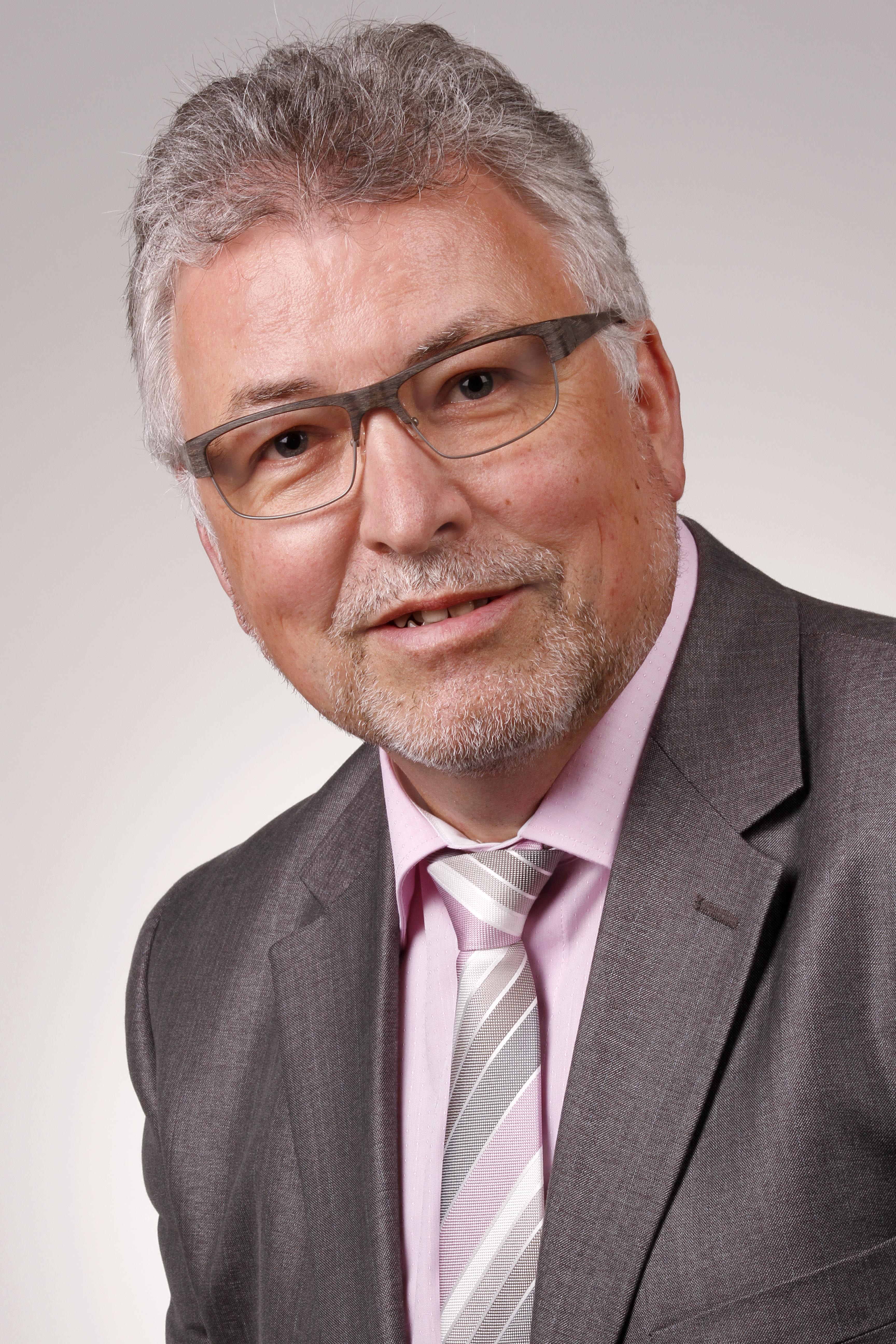 Gerhard SIEGFRIED, Inhaber
